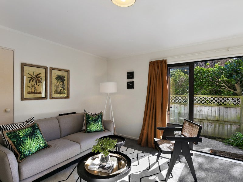 26B Rhine Street, Island Bay, Wellington - Carousel 2
