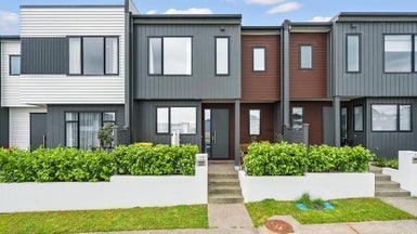 176 Seventh View Avenue, Beachlands, Auckland - Carousel 1