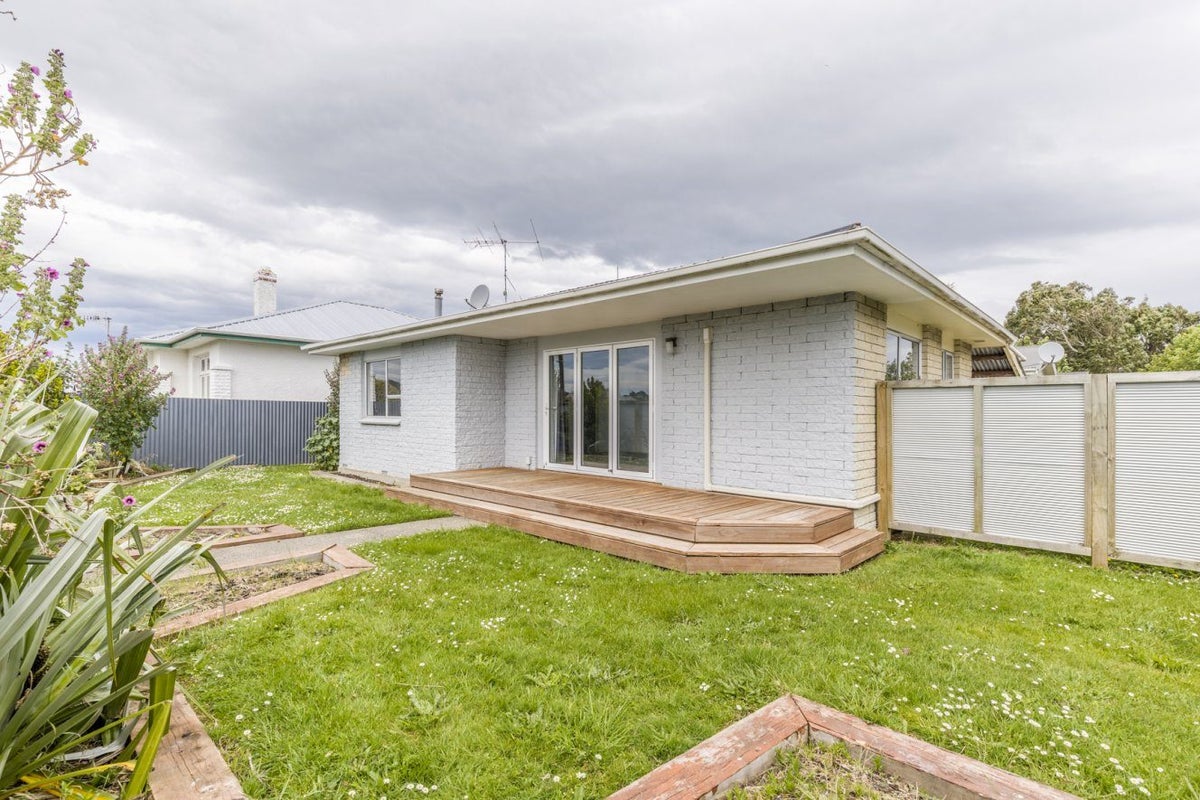 1/83 Teviot Street, Appleby, Invercargill - Carousel 1