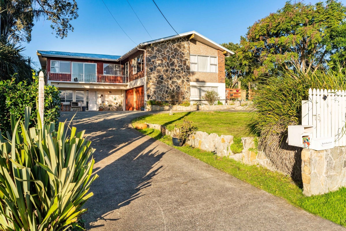 15 Camellia Avenue, Ruakaka - Carousel 2