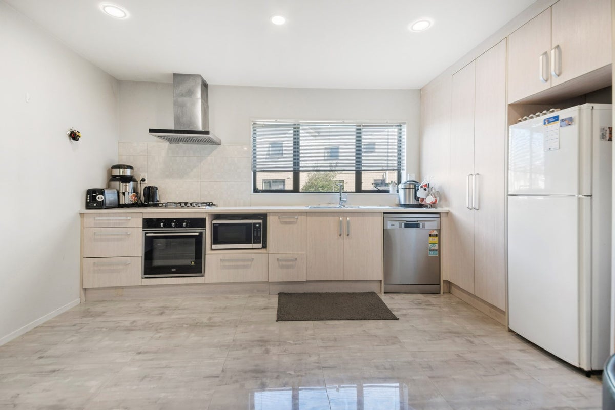 14C Jutland Road, Manurewa, Auckland - Carousel 2