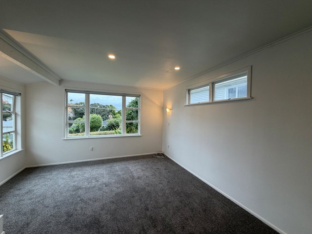 12 Eaton Road, Hillsborough, Auckland - Carousel 2