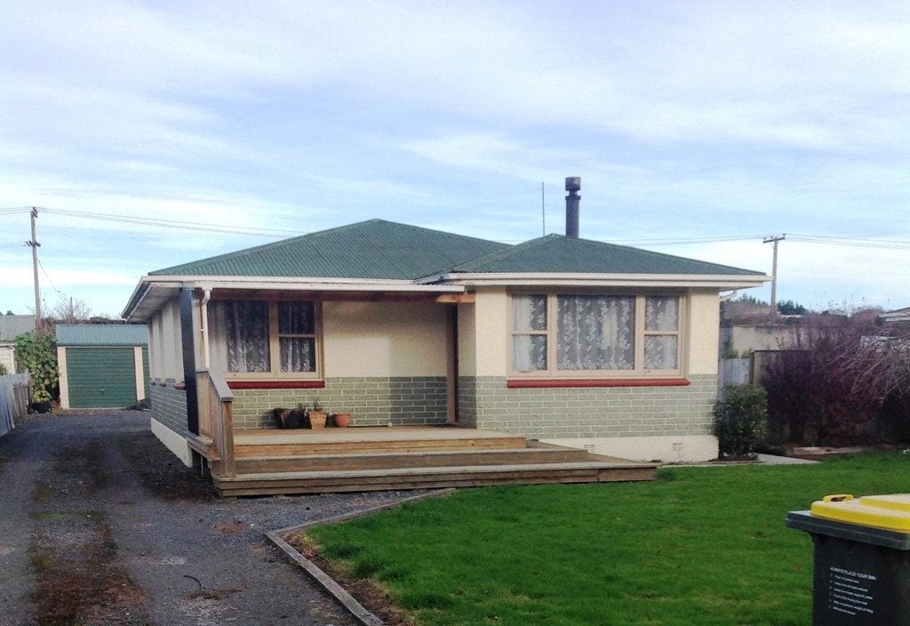 2 Pearson Lane, Balclutha, Balclutha - Carousel 1