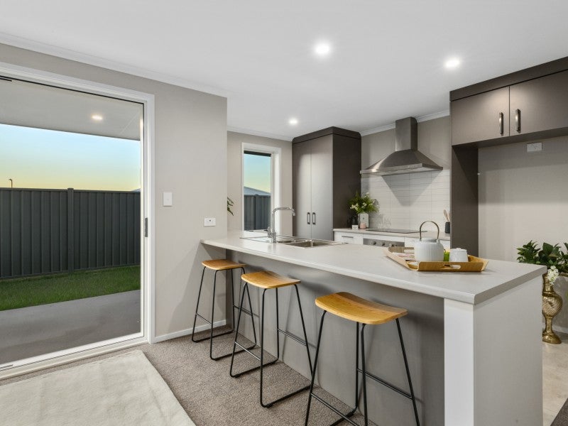 5 Lattay Lane, Pyes Pa, Tauranga - Carousel 2