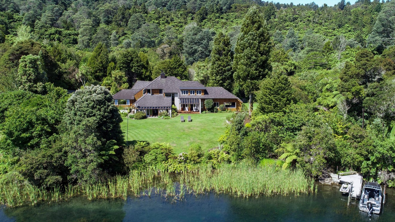 591 Spencer Road, Lake Tarawera, Rotorua - Carousel 2