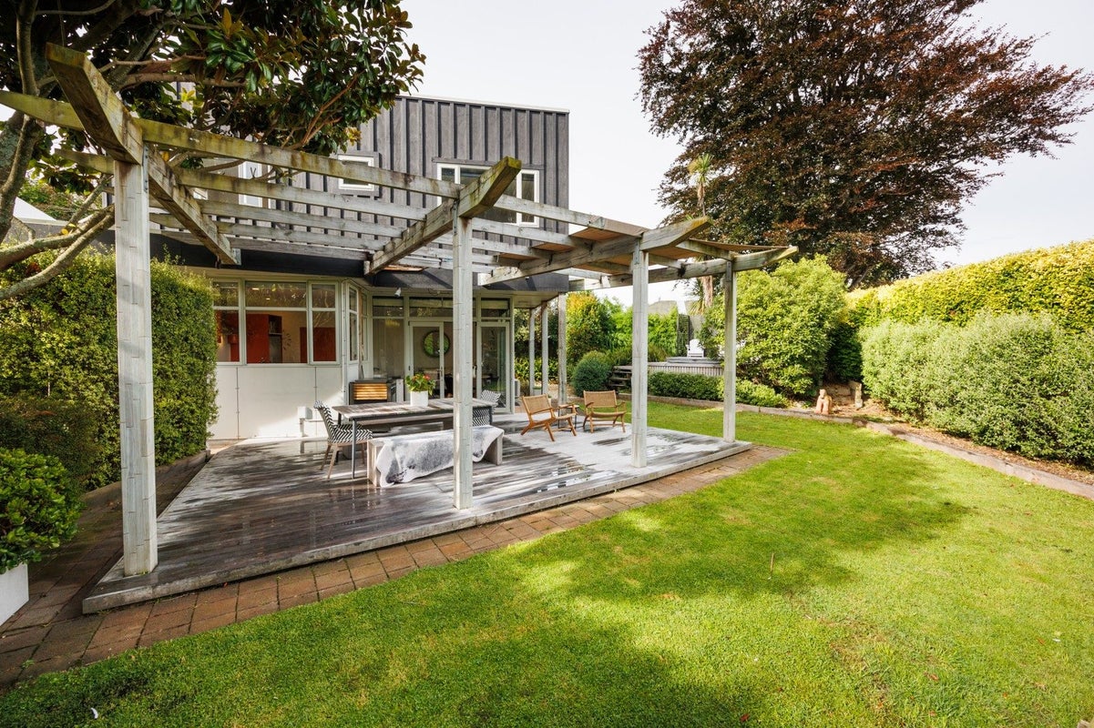 105B Manawatu Street, Hokowhitu, Palmerston North - Carousel 1