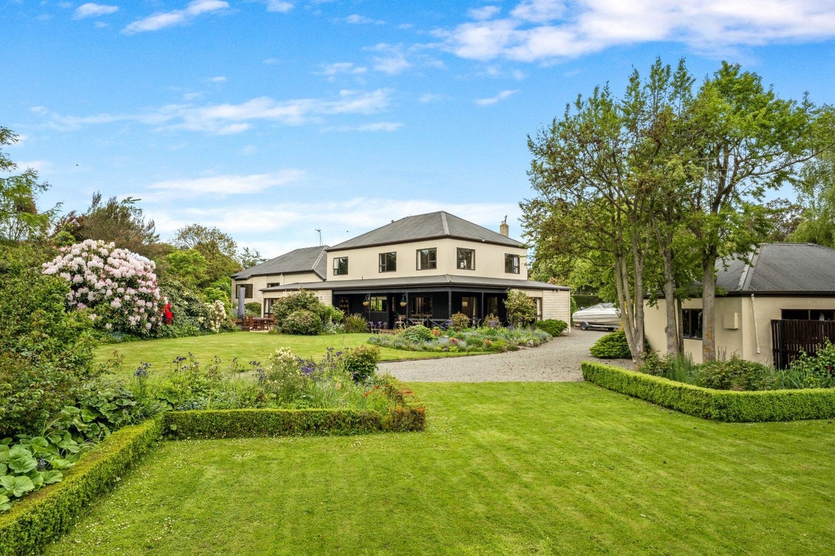 8 Kelk Road, Waiareka Junction, Oamaru - Carousel 1