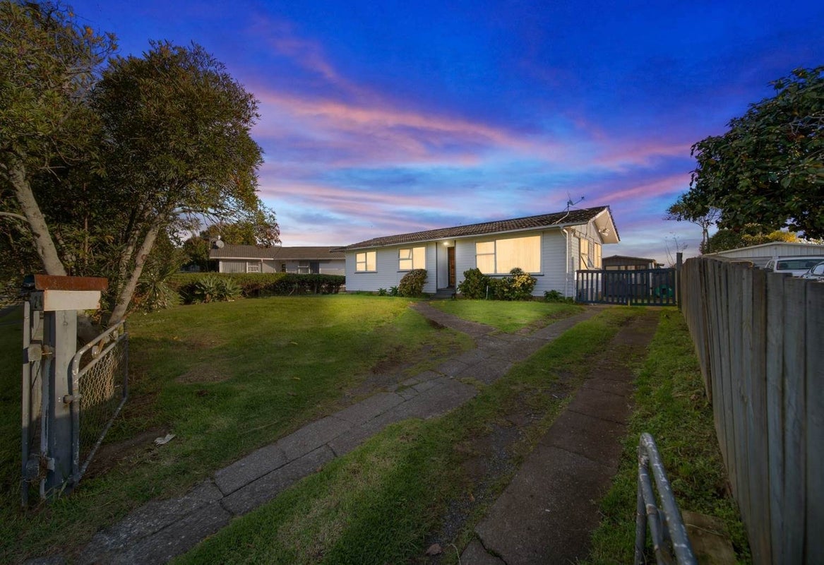 24 Winsford Street, Manurewa, Auckland - Carousel 1