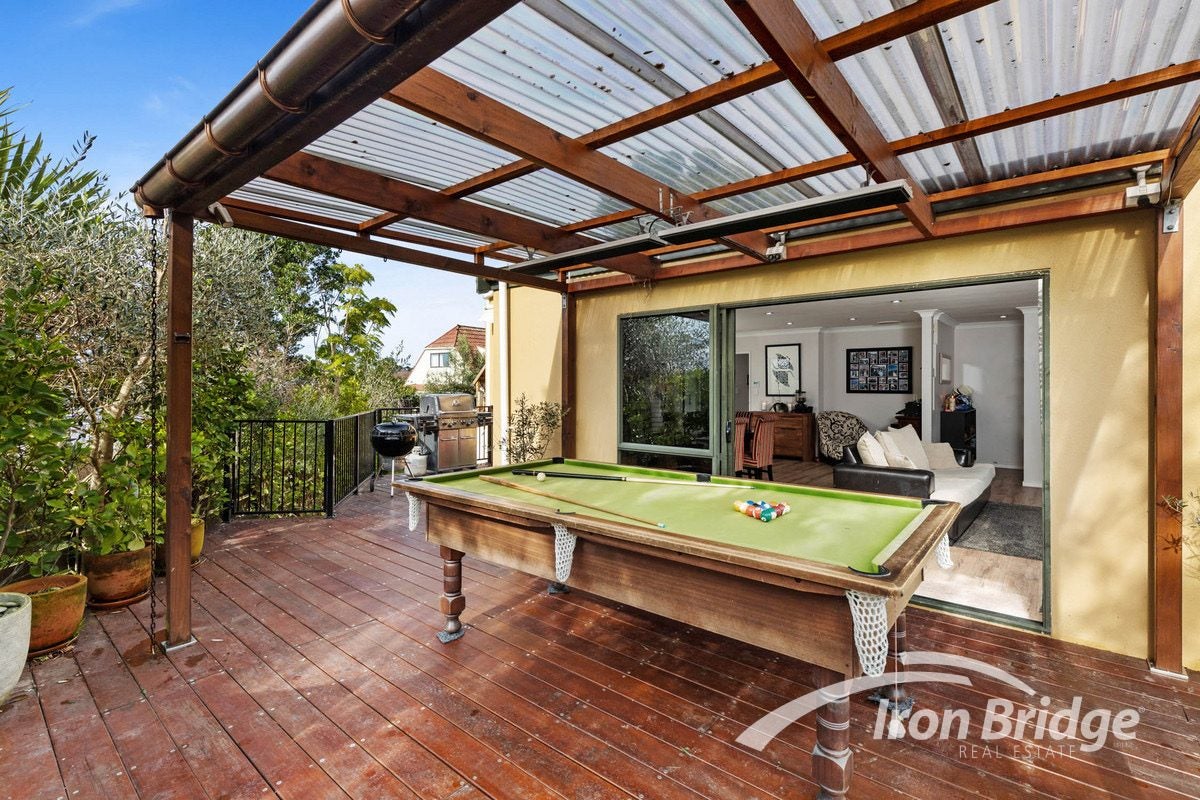 2/25 Tramway Road, Beach Haven, Auckland - Carousel 10