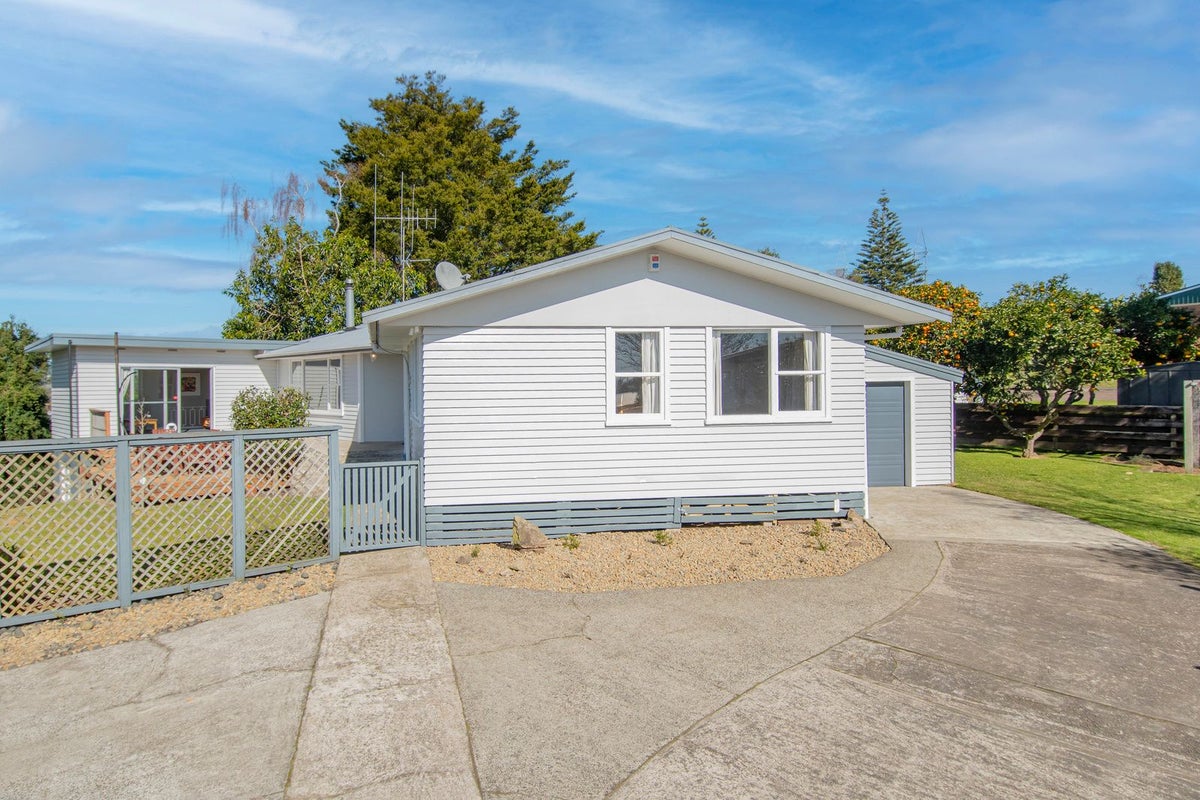 70 Emmett Street, Greerton, Tauranga - Carousel 1