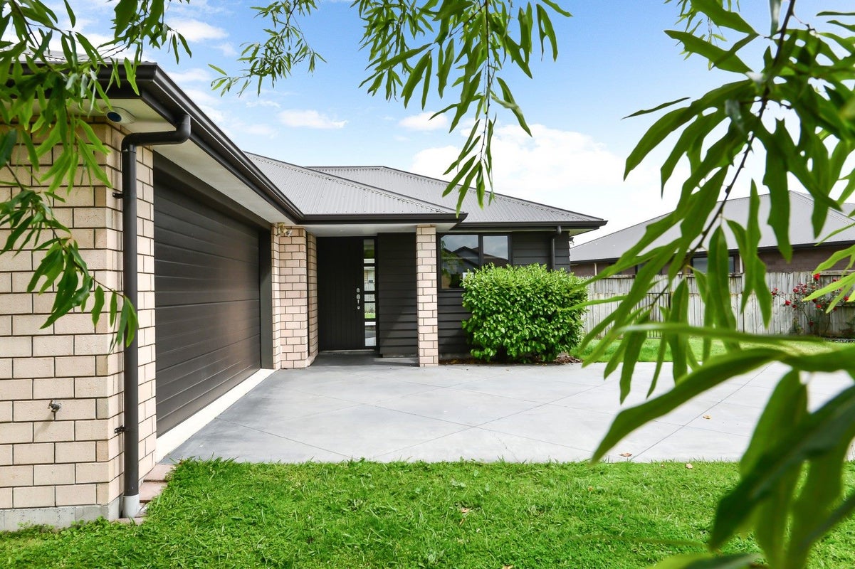139 Wentworth Drive, Rototuna North, Hamilton - Carousel 2