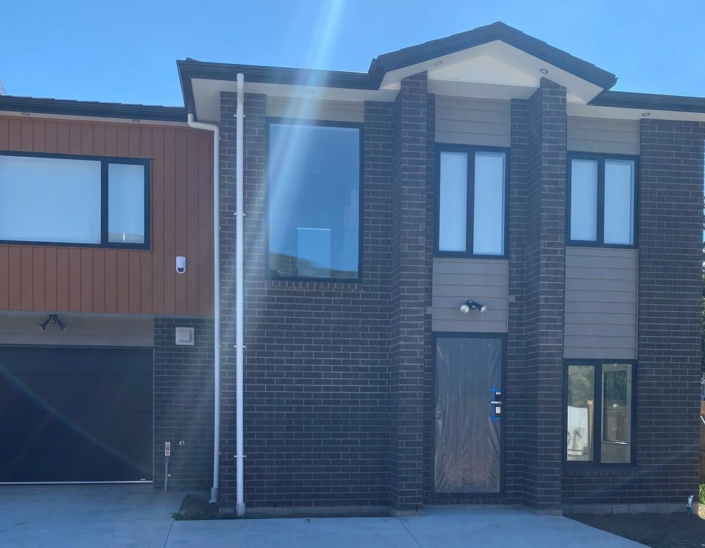 14D Goldnib Place, Randwick Park, Auckland - Carousel 1