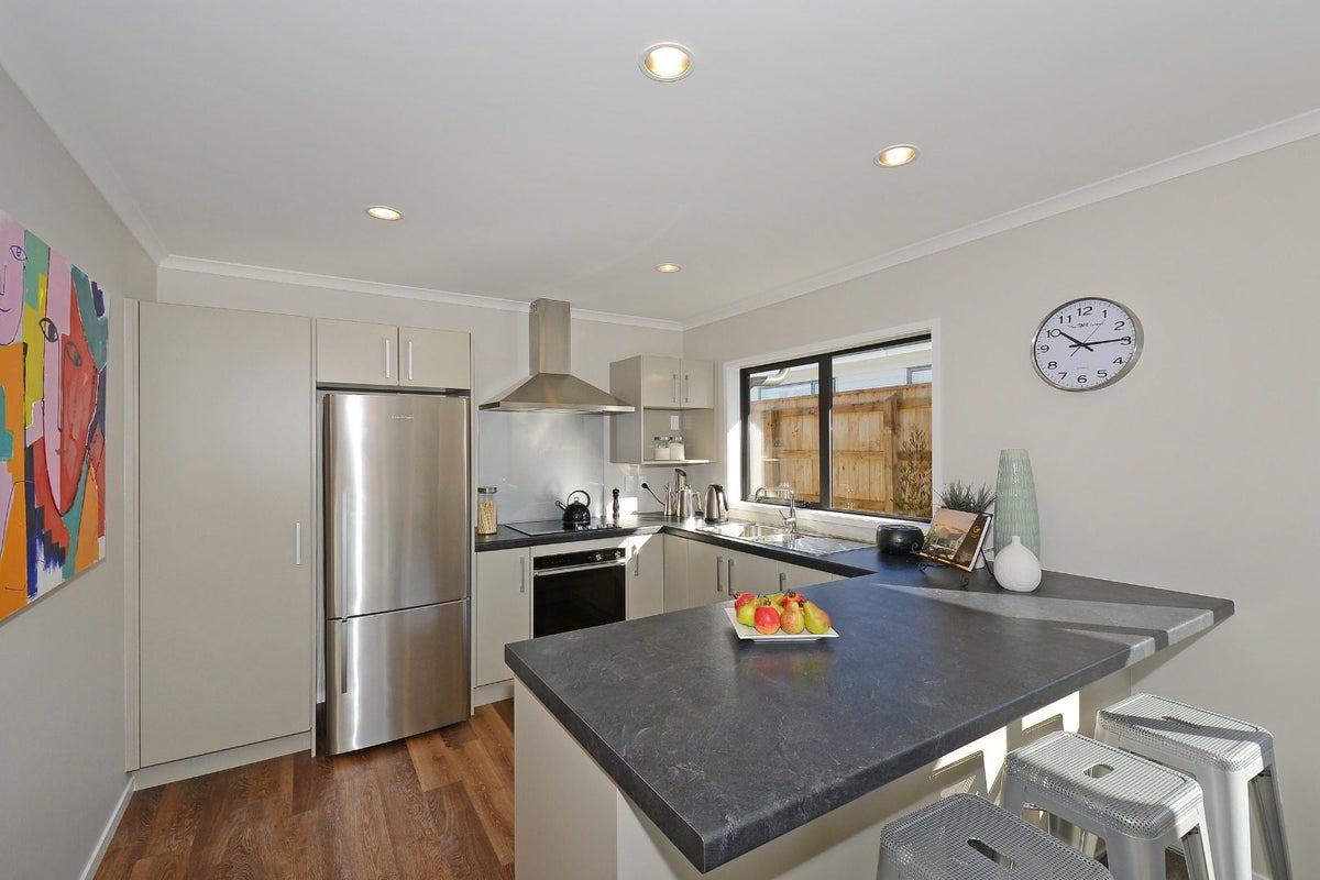 89 Riverstone Drive, Riverstone Terraces, Upper Hutt - Carousel 2