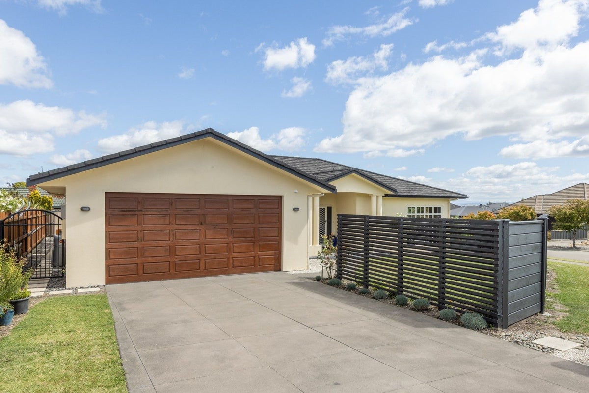 39 Brooklands Drive, Havelock North, Havelock North - Carousel 17