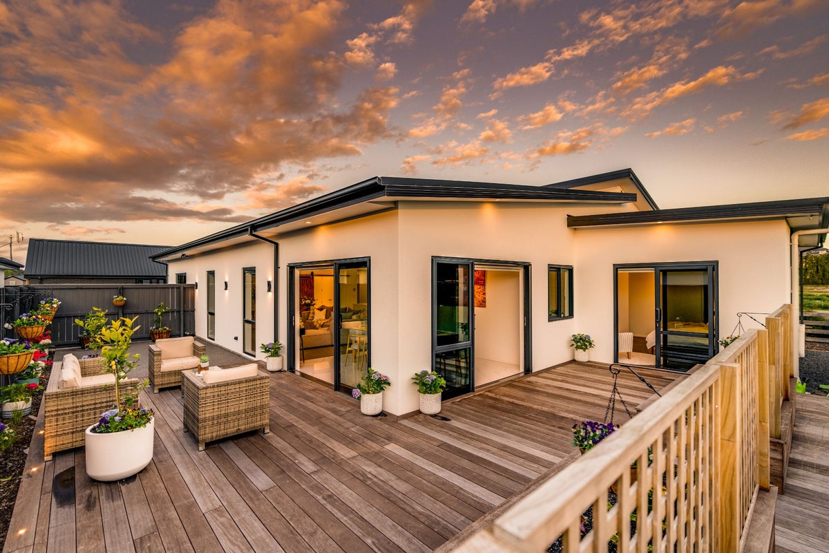 9 Navarra Road, Halswell, Christchurch - Carousel 2