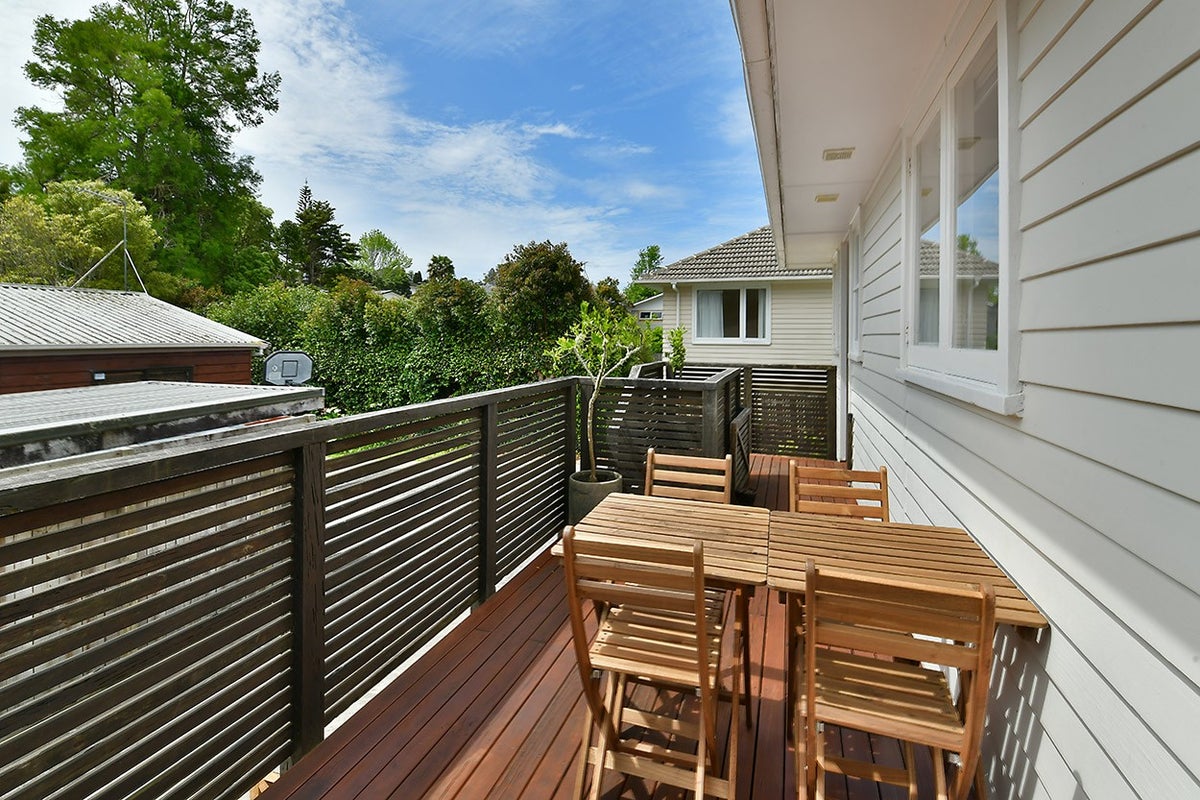 1/5 September Place, Forrest Hill, Auckland - Carousel 15
