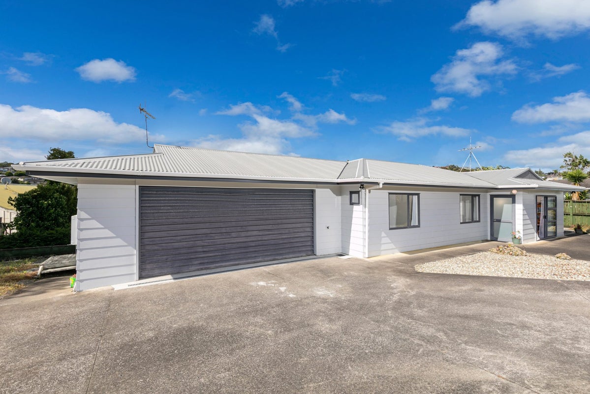 9A Matai Road, Stanmore Bay, Whangaparaoa - Carousel 1