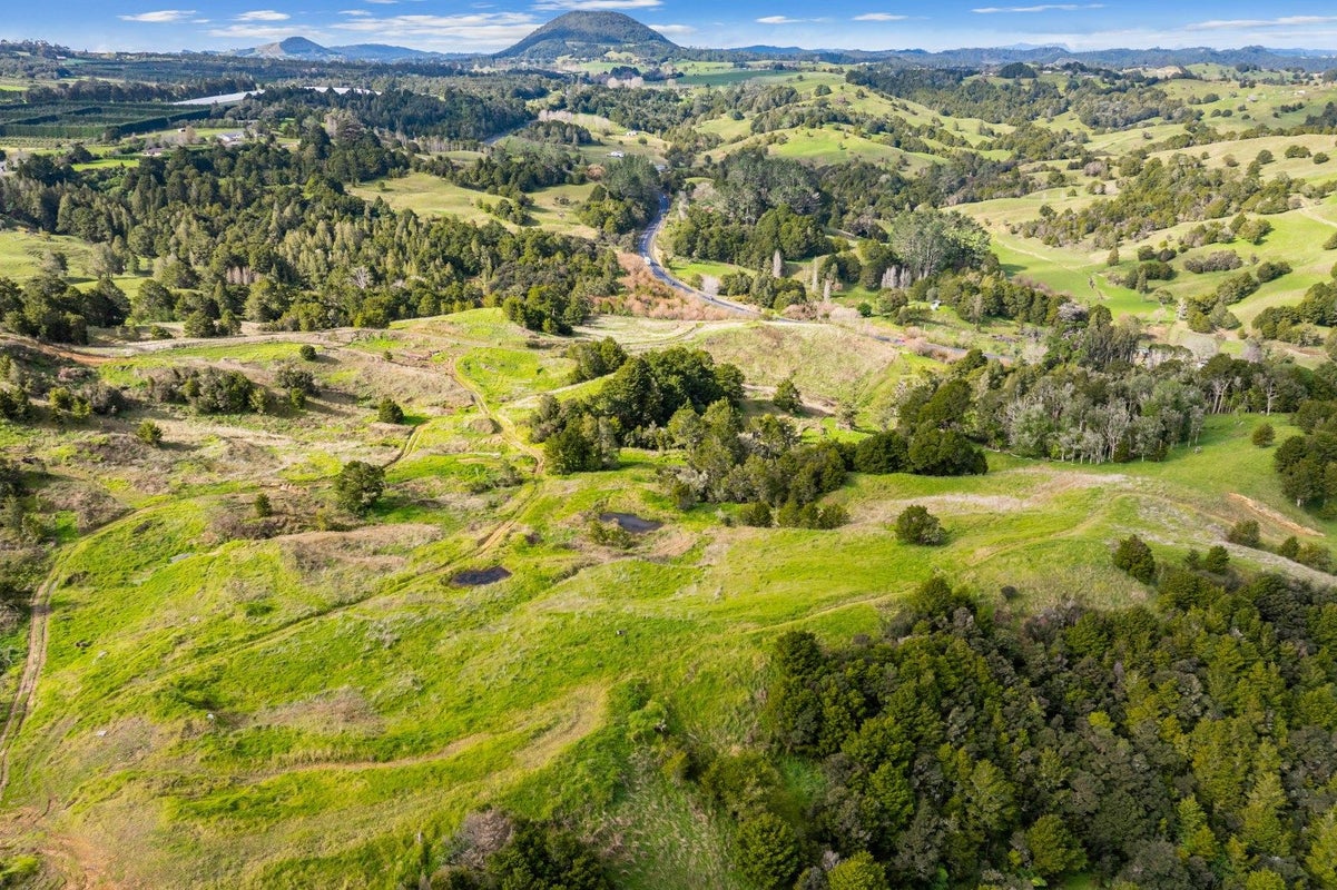 1926 State Highway 14, Wheki Valley, Whangarei - Carousel 2