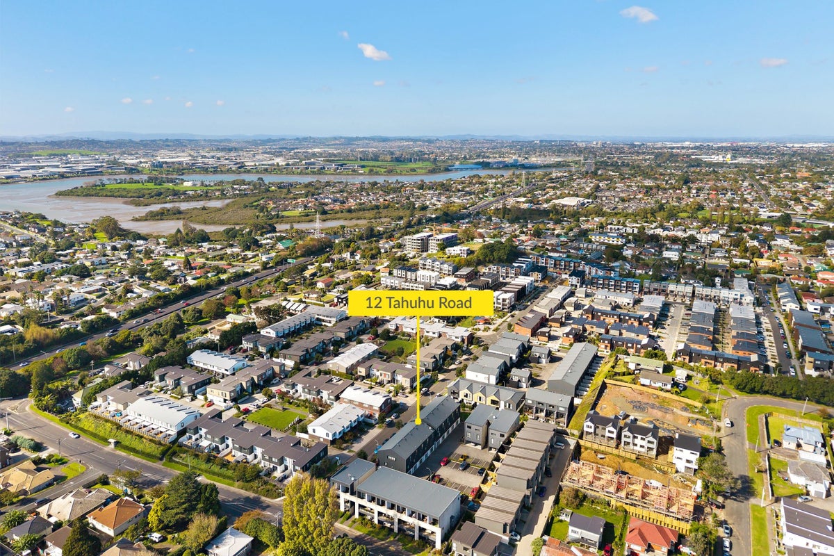 12 Tahuhu Road, Mount Wellington, Auckland - Carousel 20