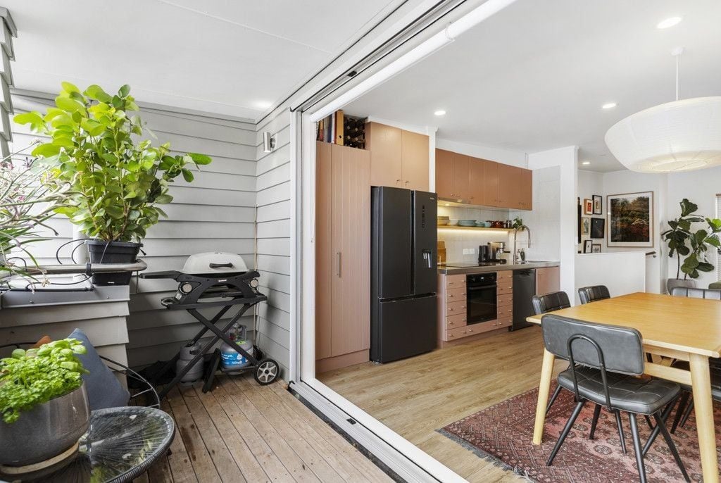 28/26 Mary Street, Mount Eden, Auckland - Carousel 2