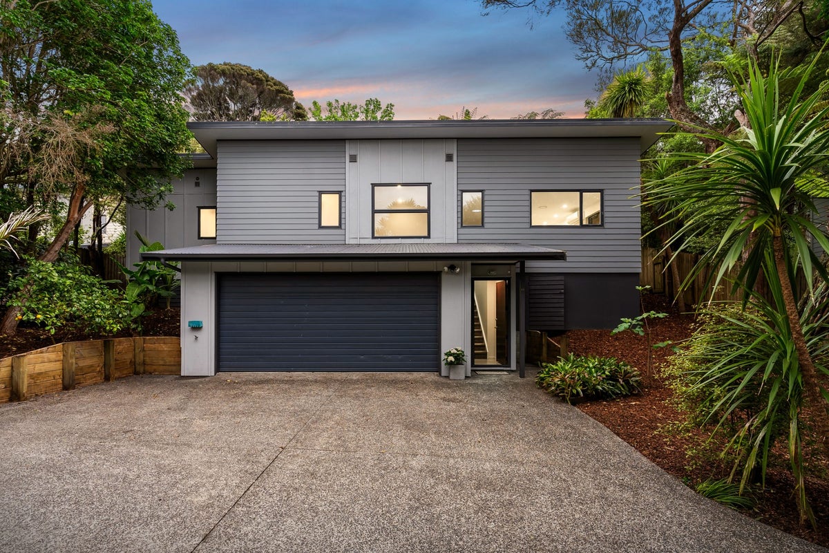 49C Flaxdale Street, Birkdale, Auckland - Carousel 1