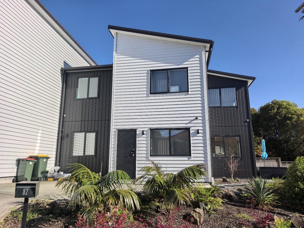 82 Landscape Road, Mount Eden, Auckland - Carousel 1