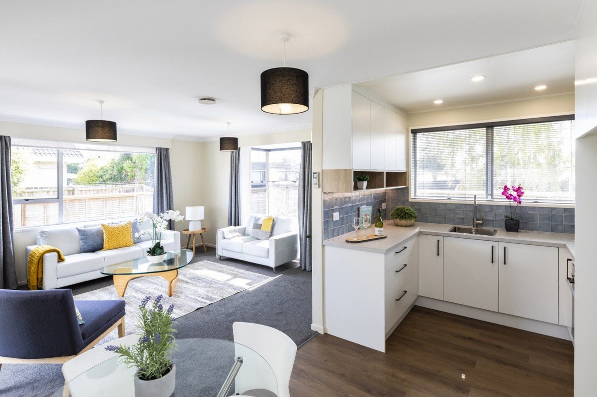 1/4 Manuel Place, Bishopdale, Christchurch - Carousel 2
