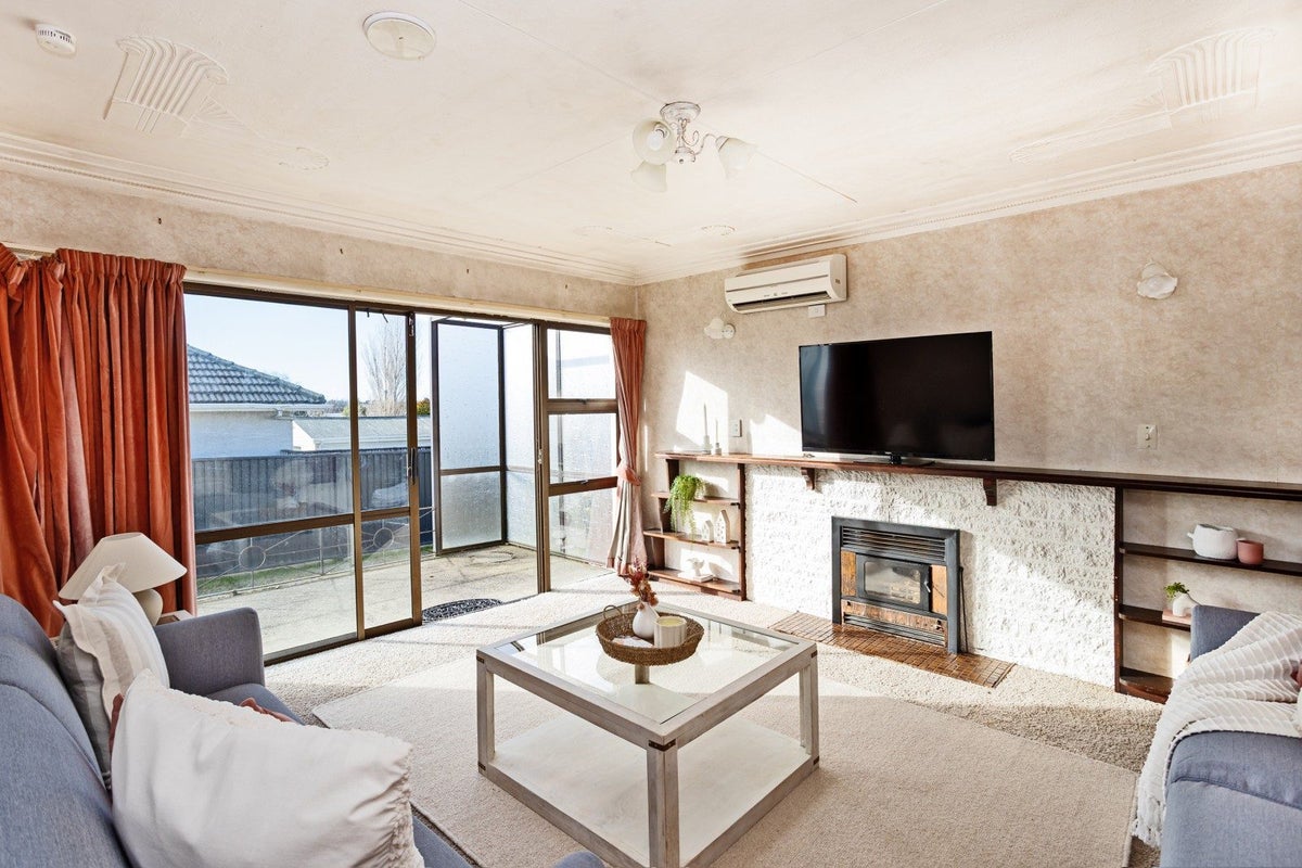 141 Salford Street, Rosedale, Invercargill - Carousel 2