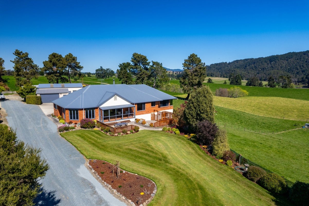 159 Mcbrydie Road, Lower Moutere - Carousel 1