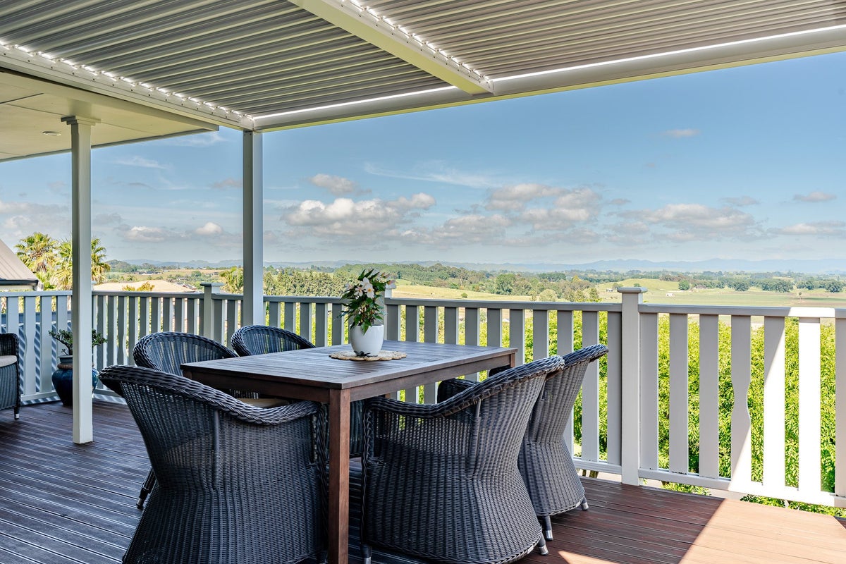 18 Tironui Terrace, Western Heights, Hamilton - Carousel 1