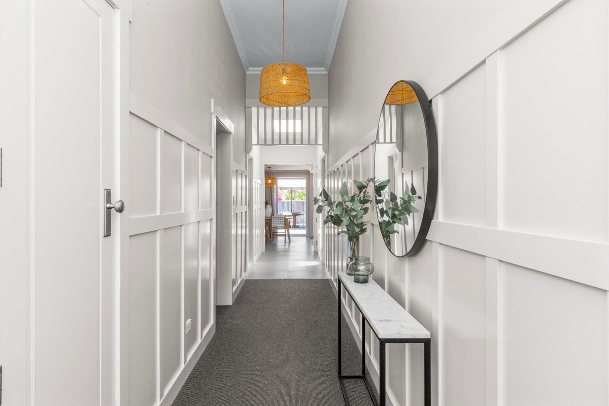 86 Munroe Street, Napier South, Napier - Carousel 2