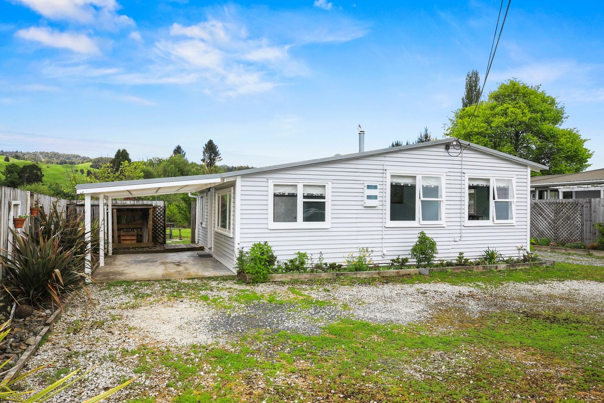 52 Ellis Road, Te Kuiti - Carousel 1