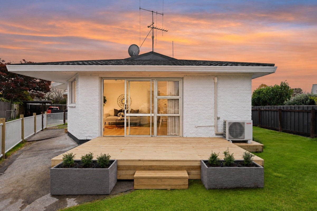 7 Bradley Place, Nawton, Hamilton - Carousel 2