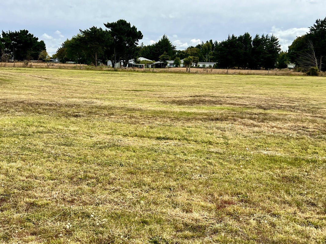 32 Amos Way, Otatara, Invercargill - Carousel 2