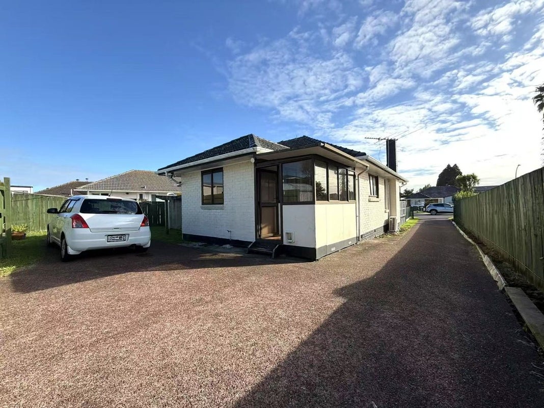 6 Durham Street, Te Atatu Peninsula, Auckland - Carousel 19