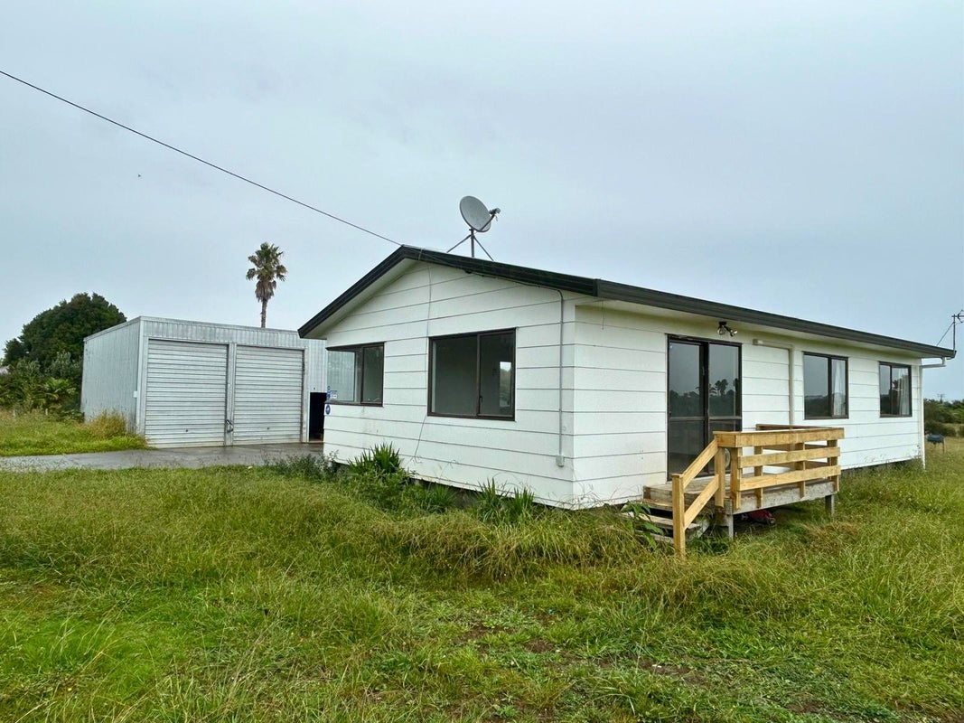 47 Mcrobbie Road, Papakura - Carousel 1