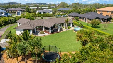 7 Beau Lane, Maunu, Whangarei - Carousel 1