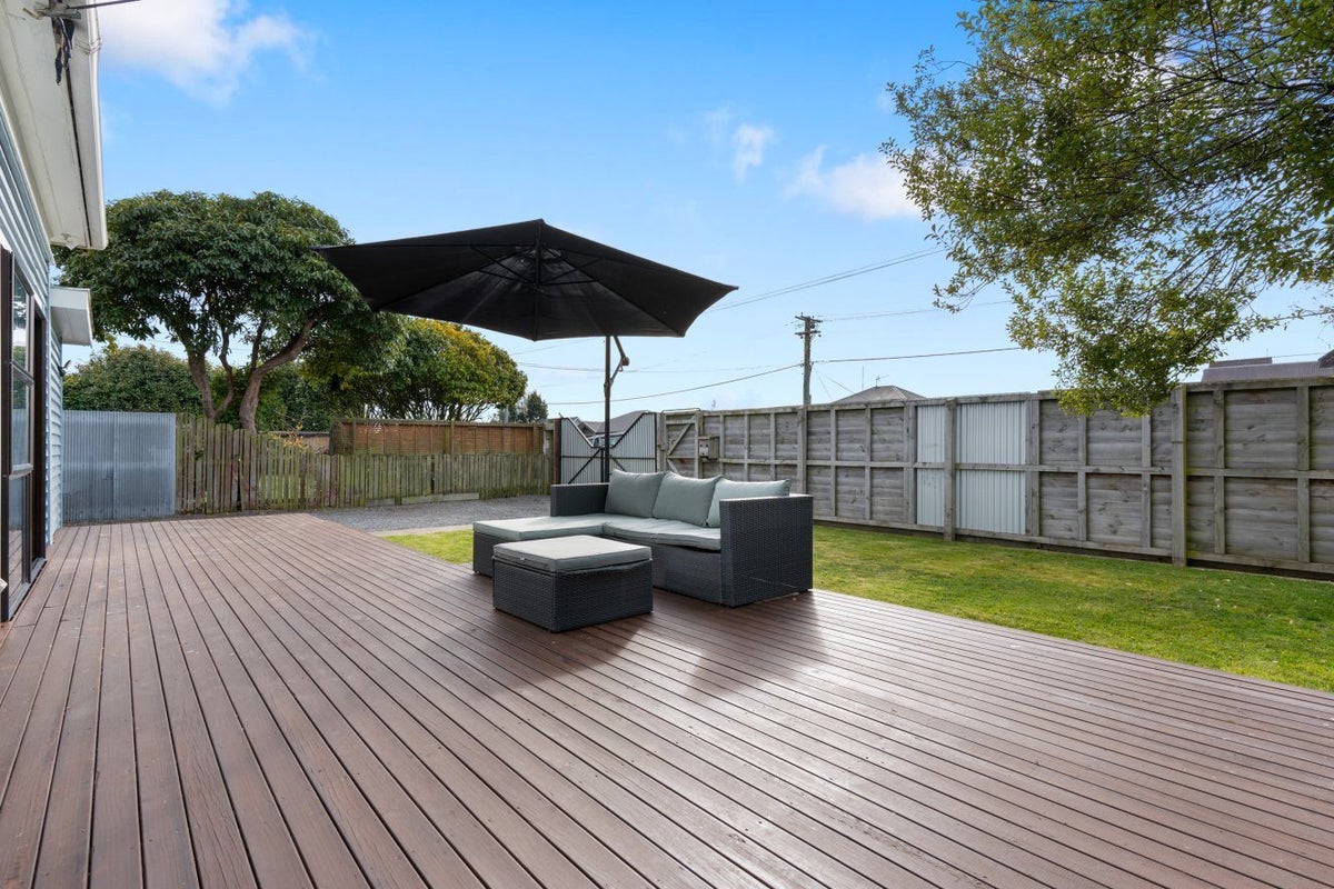 22 Seymour Street, Hornby, Christchurch - Carousel 2