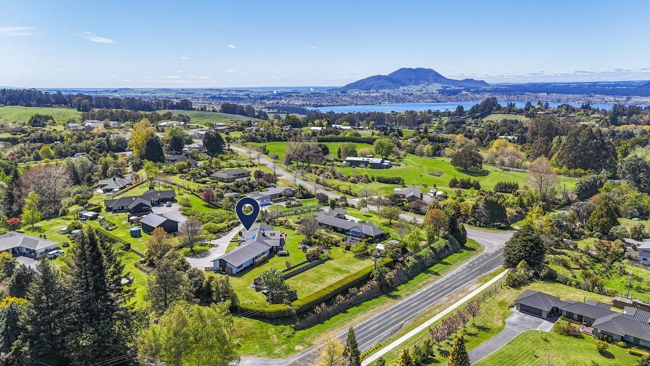 15 Loch Views Road, Acacia Bay, Taupo, Waikato - Carousel 36