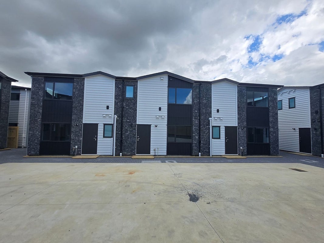2 Woolfield Road, Papatoetoe, Auckland - Carousel 2