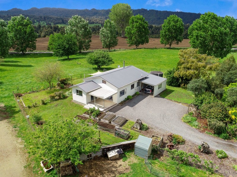 267 Whakapapa Road, Kakahi - Carousel 1