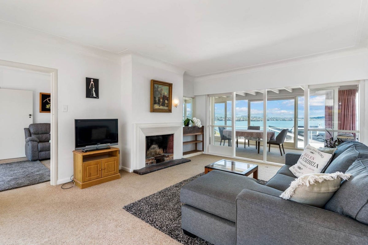 1/26 Tizard Road, Birkenhead, Auckland - Carousel 7