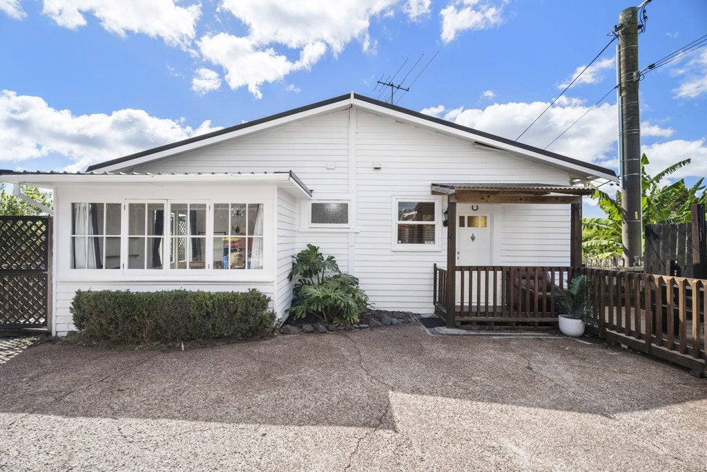 2/22 Clayburn Road, Glen Eden, Auckland - Carousel 2