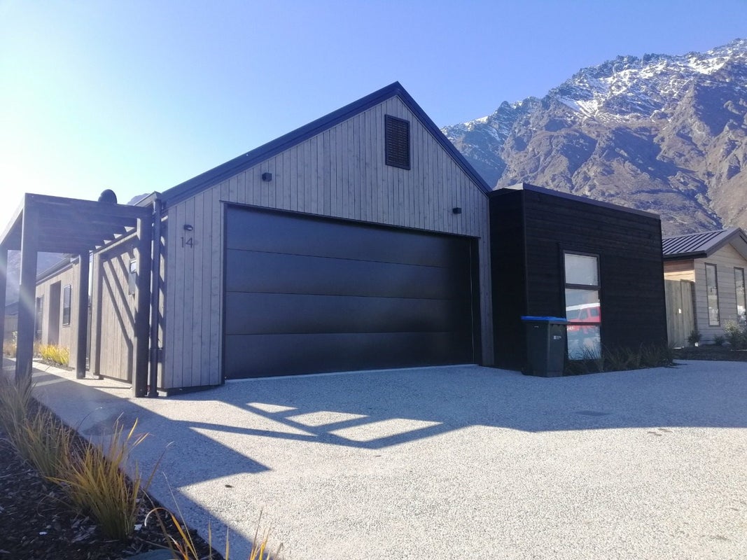 14 Ward Street, Jacks Point, Queenstown - Carousel 1