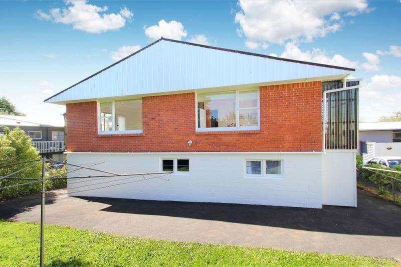 3/26 Locarno Avenue, Sandringham, Auckland - Carousel 1