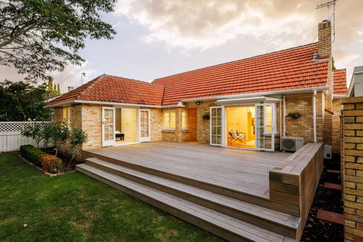 20 Thames Street, Claudelands, Hamilton - Carousel 1