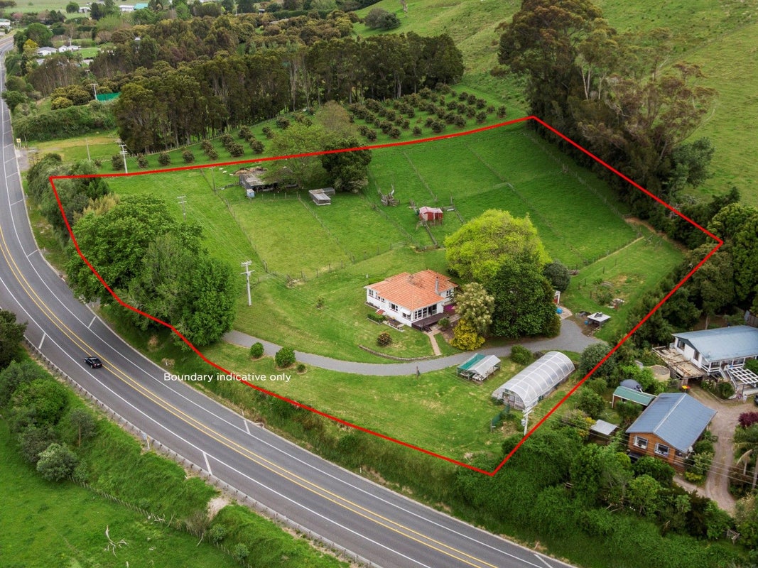 222 Te Puke Highway, Papamoa, Te Puke - Carousel 1