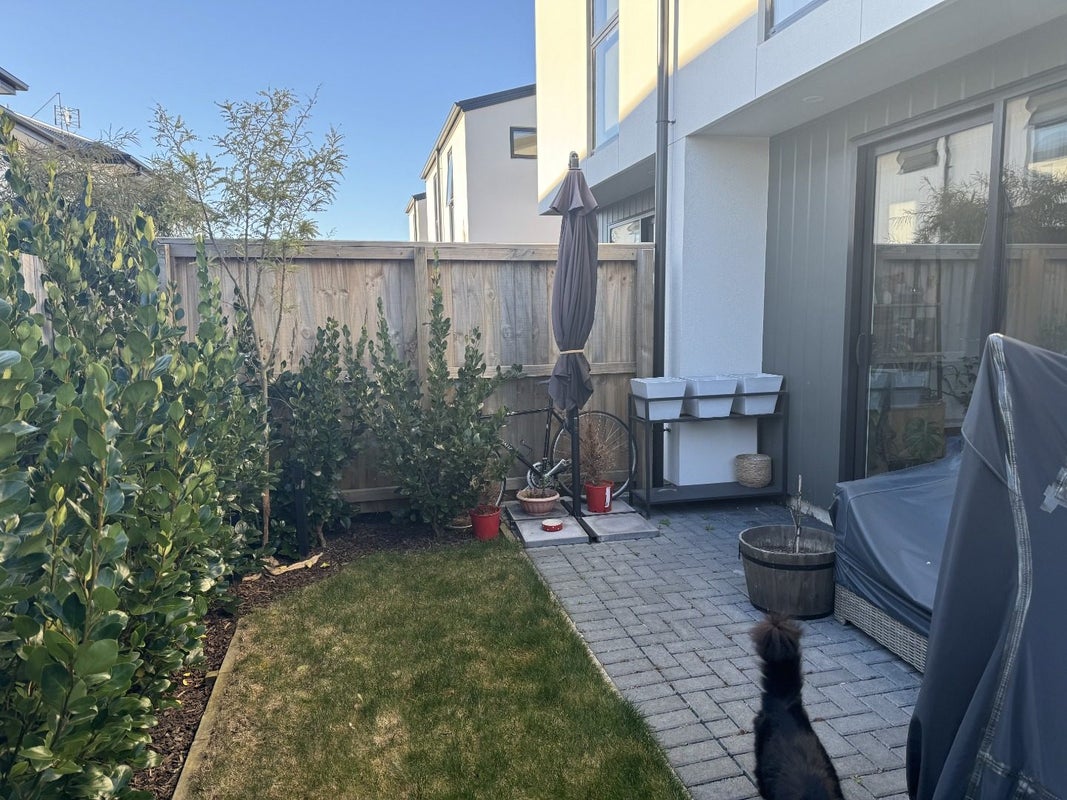 5/4 Gibbon Street, Sydenham, Christchurch - Carousel 11