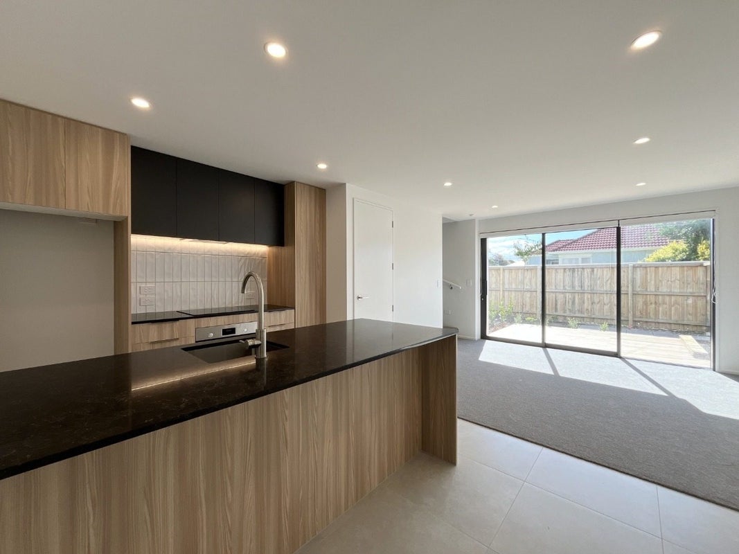 3/200 Lyttelton Street, Spreydon, Christchurch - Carousel 2