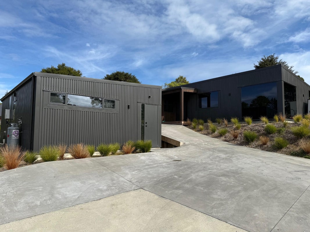 19B East Street, Raglan, Raglan - Carousel 19